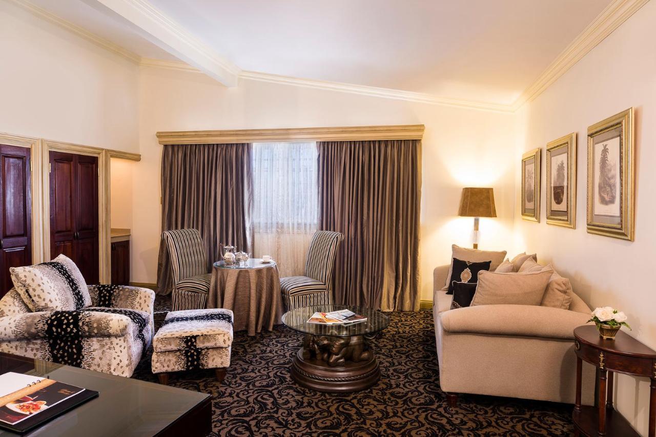 Terra Nova All Suite Hotel Kingston Exterior foto